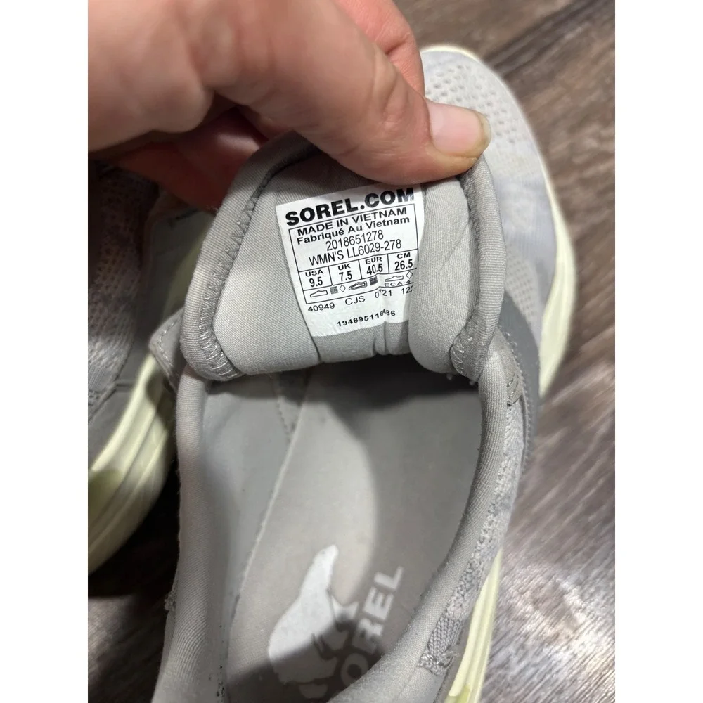 SOREL Kinetic‎ Impact Strap Grey Yellow Mesh Sneakers LL6029-278 Womens 9.5